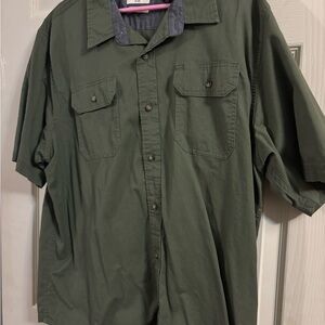 Wrangler Men's Olive Casual Button-Down Shirt
